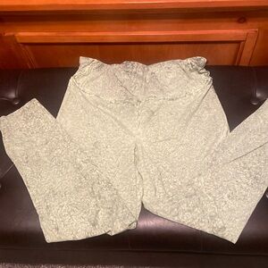 Lululemon size 12 Base Pace High rise Tight size 12
color City Grit Green Multi
